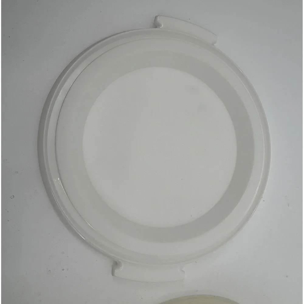 Tupperware Cake Taker Carrier Round Vintage White 719-1 720-1 Lid Base Set